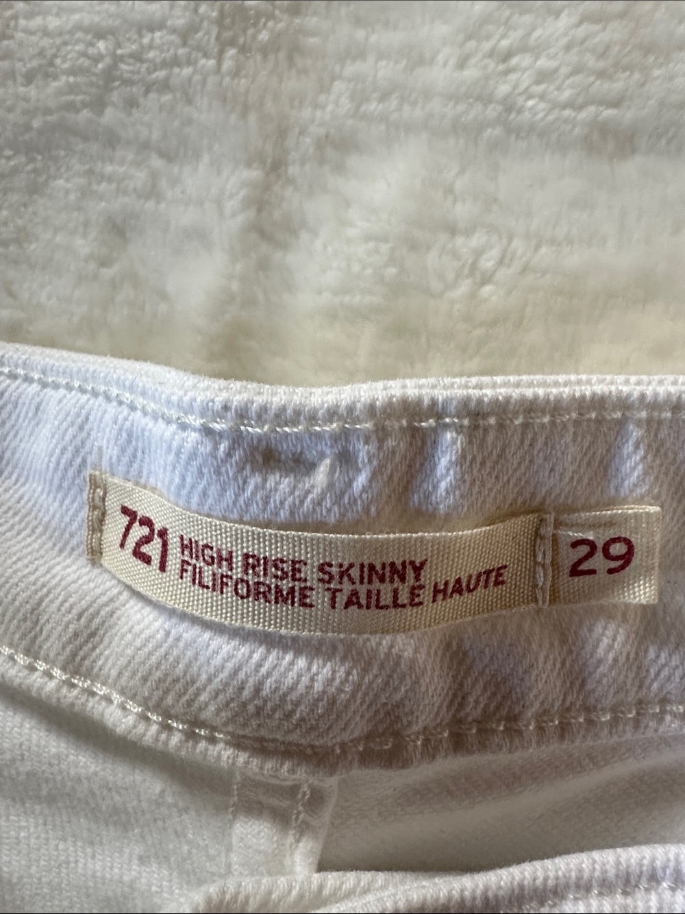 LEVIS Women’s White High-Rise Skinny Jeans Sz 29 Classic Comfy Feminine Stretch - Picture 9 of 12